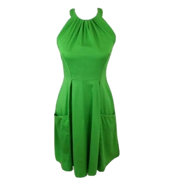 Jessica Simpson~Size 2~Green Halter Dress Fit and Flare, Backless, Pockets. - Picture 1 of 11